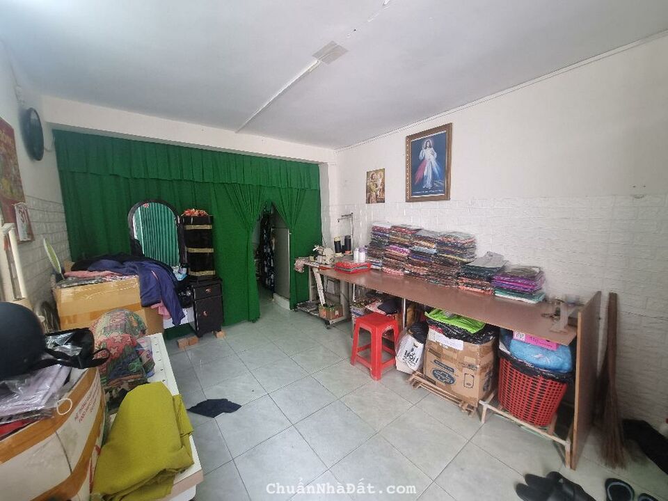 XE HƠI VÀO NHÀ GIÁ TỐT NHẤT HUỲNH VĂN BÁNH, PHÚ NHUẬN, Ở NGAY, NỘI THẤT TẶNG, CHỈ 4.8T TL TỐT