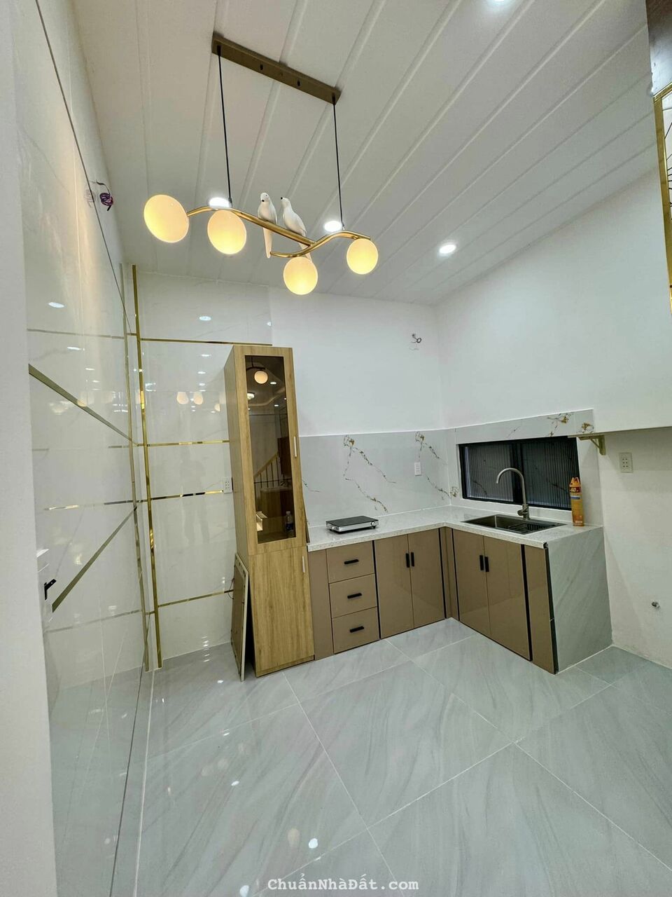 NGAY CHỢ PHẠM VĂN HAI. SÁT MẶT TIỀN NGUYỄN BẶC, 2 TẦNG BTCT VUÔNG VỨC, CHỈ 4T TL
