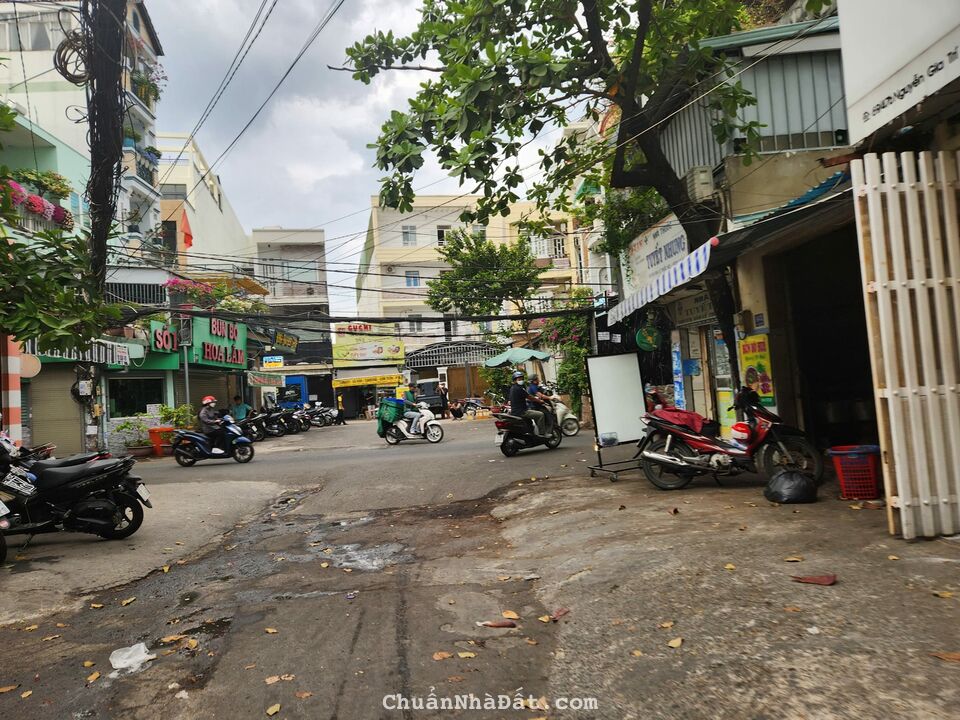 TIỆN ÍCH PEARL PLAZA, NGUYỄN GIA TRÍ D2, BÌNH THẠNH, 96M2 XÂY MỚI LẠI SẼ RẤT ĐẸP CHỈ 11T TL