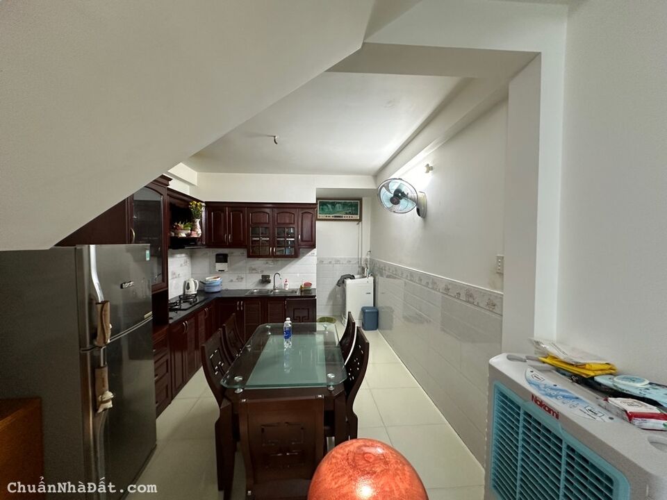 SÁT MẶT TIỀN NGUYỄN TRỌNG TUYỂN, PHÚ NHUẬN, 42M2 QUÁ HIẾM, GIẢM 550TR CHỈ 5.5T