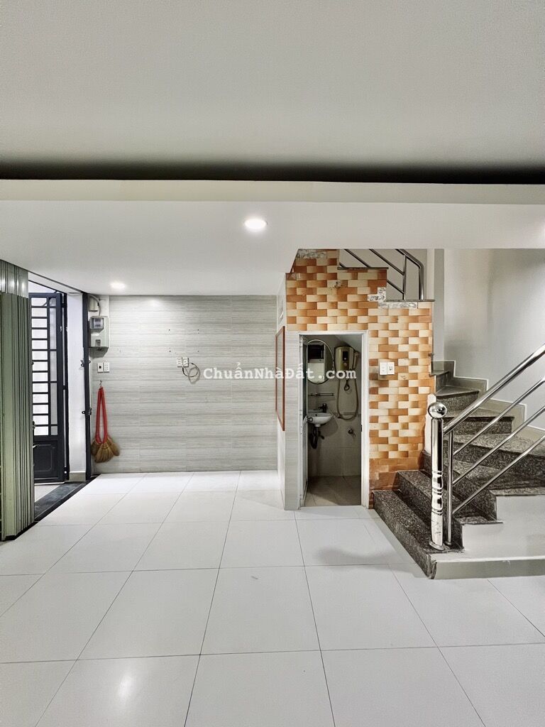 SÁT SÂN BAY, HẺM XE HƠI PHAN TÂY HỒ, PHÚ NHUẬN, 25M2 TIỆN XÂY. GIẢM 350TR CHỈ CÒN 3.5T TL 