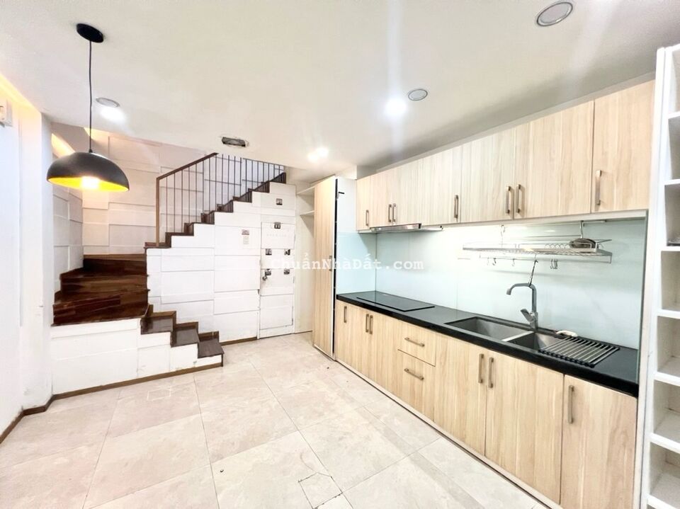 NHÀ KHU PHAN XÍCH LONG, PHÚ NHUẬN. 4 TẦNG, SÂN TRƯỚC NHÀ RỘNG RÃI, CÔNG NĂNG LỚN CHỈ 5.89T NHÀ KHU PHAN XÍCH LONG, PHÚ NHUẬN. 4 TẦNG, SÂN TRƯỚC NHÀ RỘNG RÃI, CÔNG NĂNG LỚN CHỈ 5.89T