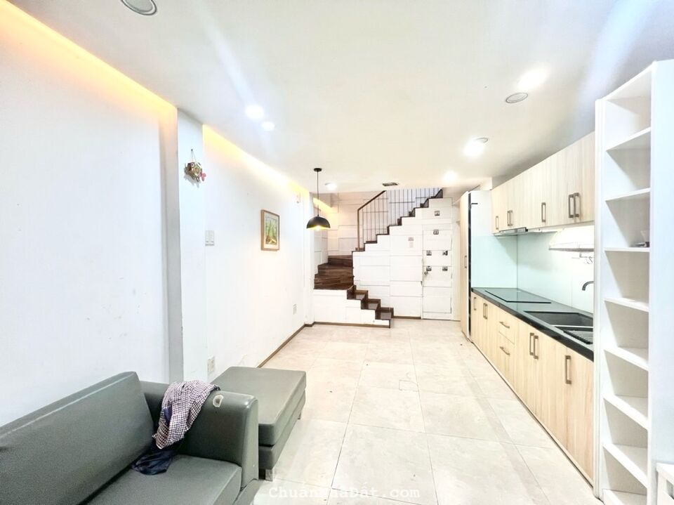 NHÀ KHU PHAN XÍCH LONG, PHÚ NHUẬN. 4 TẦNG, SÂN TRƯỚC NHÀ RỘNG RÃI, CÔNG NĂNG LỚN CHỈ 5.89T NHÀ KHU PHAN XÍCH LONG, PHÚ NHUẬN. 4 TẦNG, SÂN TRƯỚC NHÀ RỘNG RÃI, CÔNG NĂNG LỚN CHỈ 5.89T