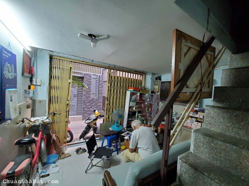 HẺM XE HƠI PHAN ĐÌNH PHÙNG, PHÚ NHUẬN, 25M2 ĐÚC BTCT, TIỆNCẢI TẠO MỚI. GIẢM 890TR CHỈ 4.5T