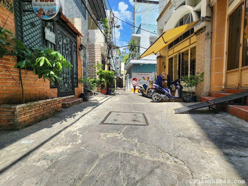 GIÁP QUẬN 1, PHAN ĐÌNH PHÙNG, PHÚ NHUẬN, 38M2 ĐÚC 5 TẦNG BTCT, GIẢM 300TR CHỈ 7T TL