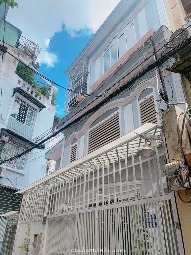 NHÀ KHU PHAN XÍCH LONG SẦM UẤT, PHÚ NHUẬN, 4 TẦNG BTCT Ở NGAY. GIẢM 550TR, CHỈ 6T 