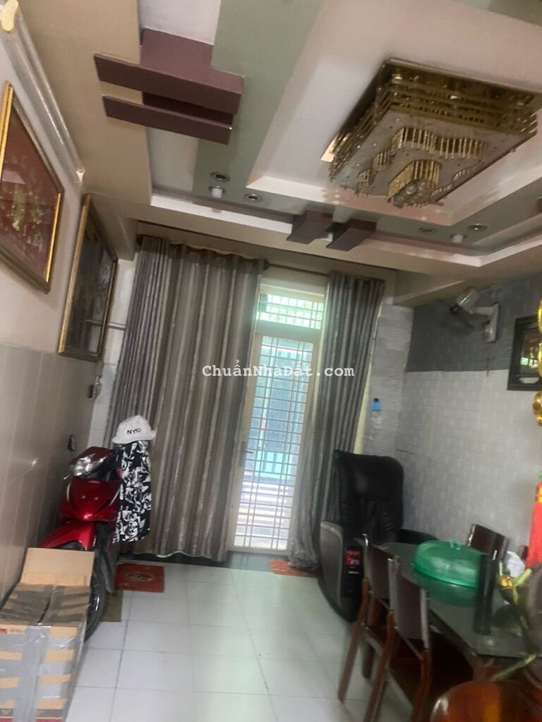 BÊN CẠNH TUYẾN METRO BẾN THÀNH, 30M2 CÓ KC THÔNG CMT8, GIẢM 350TR CHỈ 4T TL TỐT 