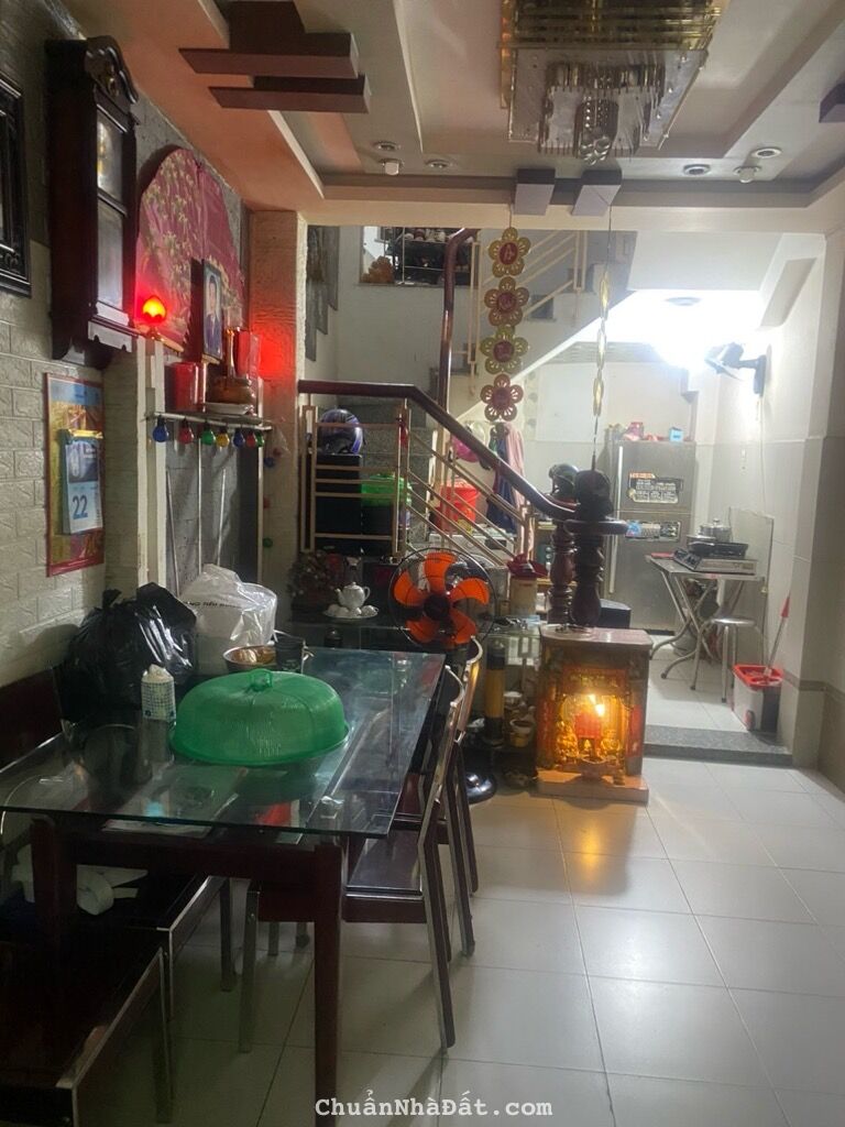 BÊN CẠNH TUYẾN METRO BẾN THÀNH, 30M2 CÓ KC THÔNG CMT8, GIẢM 350TR CHỈ 4T TL TỐT 