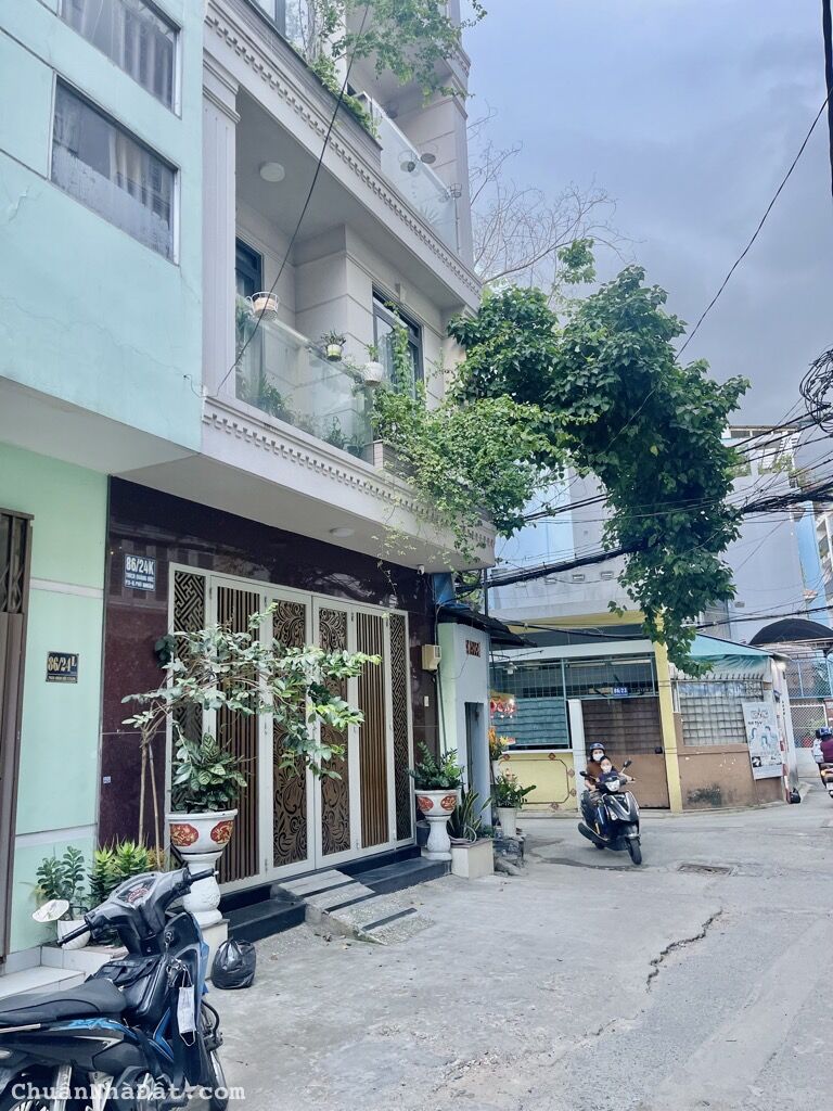 NHÀ GIÁ RẺ THÍCH QUẢNG ĐỨC, PHÚ NHUẬN, 4 TẦNG TIỆN CẢI TẠO. GIẢM 200TR CHỈ CÒN 7T TL 