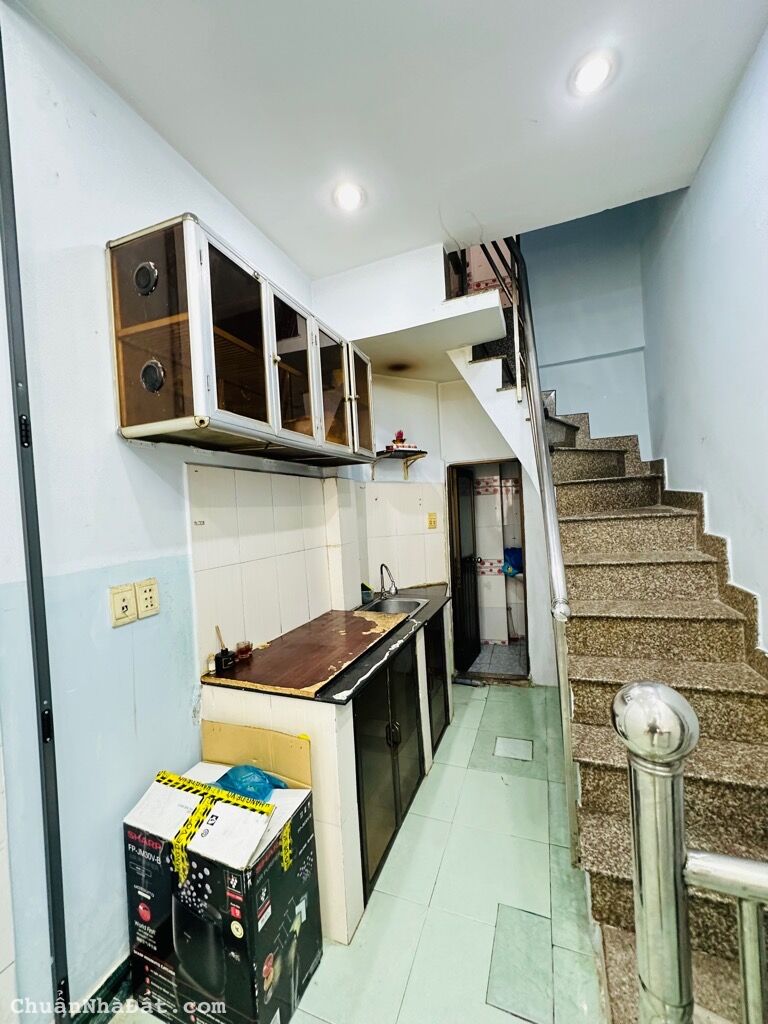 GIÁP QUẬN 1, ĐIỆN BIÊN PHỦ, BÌNH THẠNH, 20M2 RẤT ĐẸP, GIẢM 450TR CÒN 2T TL