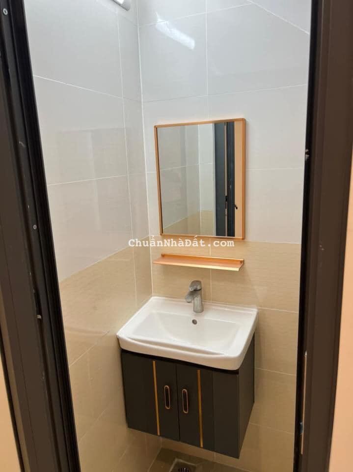 VÒNG XOAY CẦU ĐIỆN BIÊN PHỦ, DIỆN TÍCH CỰC RỘNG 32M2, MỚI Ở NGAY, GIẢM 350TR CHỈ 4.35T