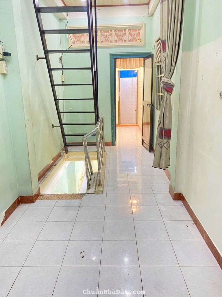 SÁT GÒ VẤP, HẺM XE HƠI LÊ QUANG ĐỊNH, BÌNH THẠNH, 21M2 QUÁ ĐẸP, TIỆN XÂY. GIẢM 600TR CHỈ 2T TL SÁT GÒ VẤP, HẺM XE HƠI LÊ QUANG ĐỊNH, BÌNH THẠNH, 21M2 QUÁ ĐẸP, TIỆN XÂY. GIẢM 600TR CHỈ 2T TL