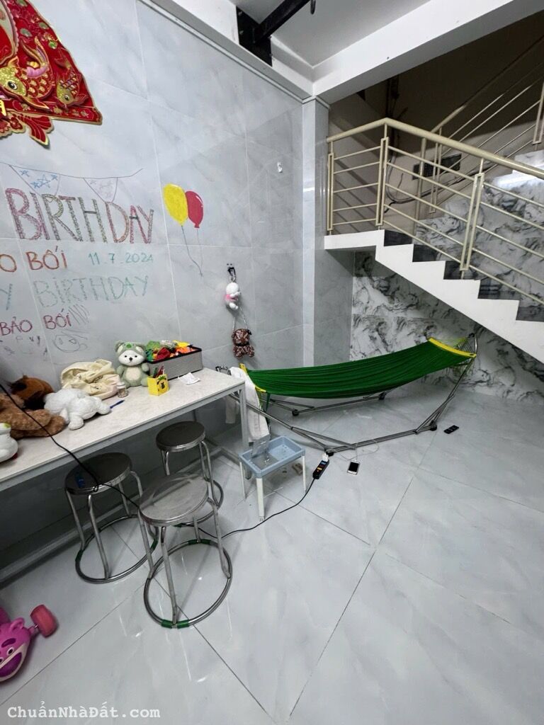 NGAY CHỢ BÀ CHIỂU, GIÁ SIÊU RẺ. VŨ TÙNG, BÌNH THẠNH, 67M2 Ở NGAY. GIẢM 350TR CHỈ CÒN 3.9T TL NGAY CHỢ BÀ CHIỂU, GIÁ SIÊU RẺ. VŨ TÙNG, BÌNH THẠNH, 67M2 Ở NGAY. GIẢM 350TR CHỈ CÒN 3.9T TL