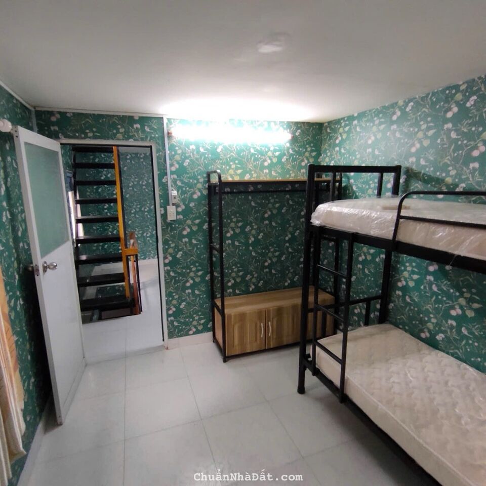 NHÀ GIÁ RẺ THÍCH QUẢNG ĐỨC, PHÚ NHUẬN, 2 TẦNG TIỆN CẢI TẠO. GIẢM 200TR CHỈ CÒN 2T TL 