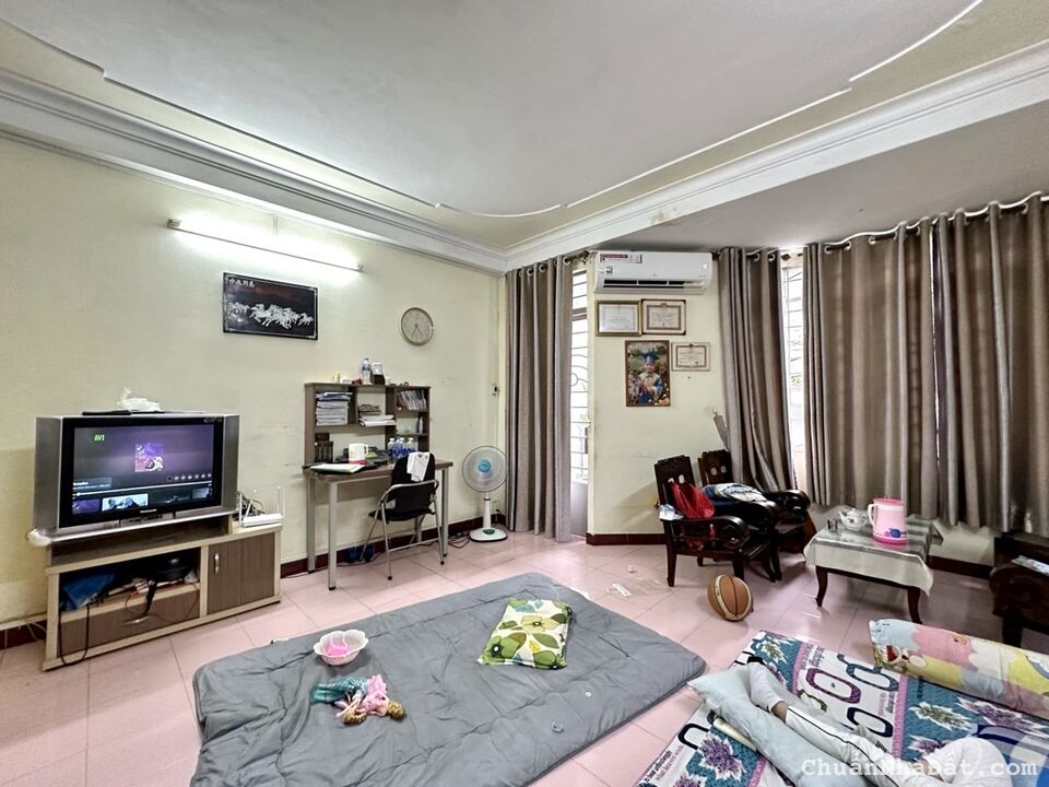 HẺM XE HƠI 6M HOÀNG HOA THÁM, BÌNH THẠNH, 60M2 TIỆN XÂY MỚI. GIẢM 550TR CHỈ 12T TL 