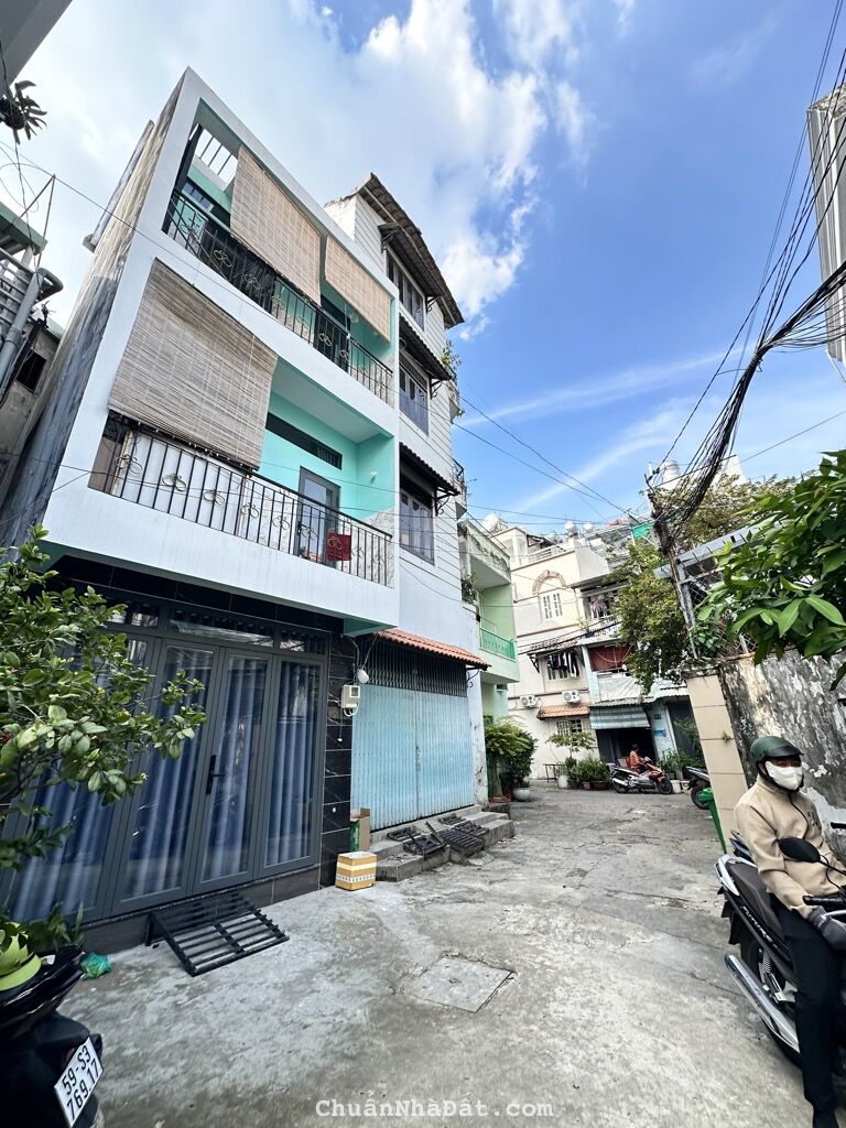 HẺM XE HƠI LÊ TRỰC, BÌNH THẠNH, 127M2 ĐẤT TRỐNG TIỆN XÂY. GIẢM 350TR CHỈ CÒN 12T TL 