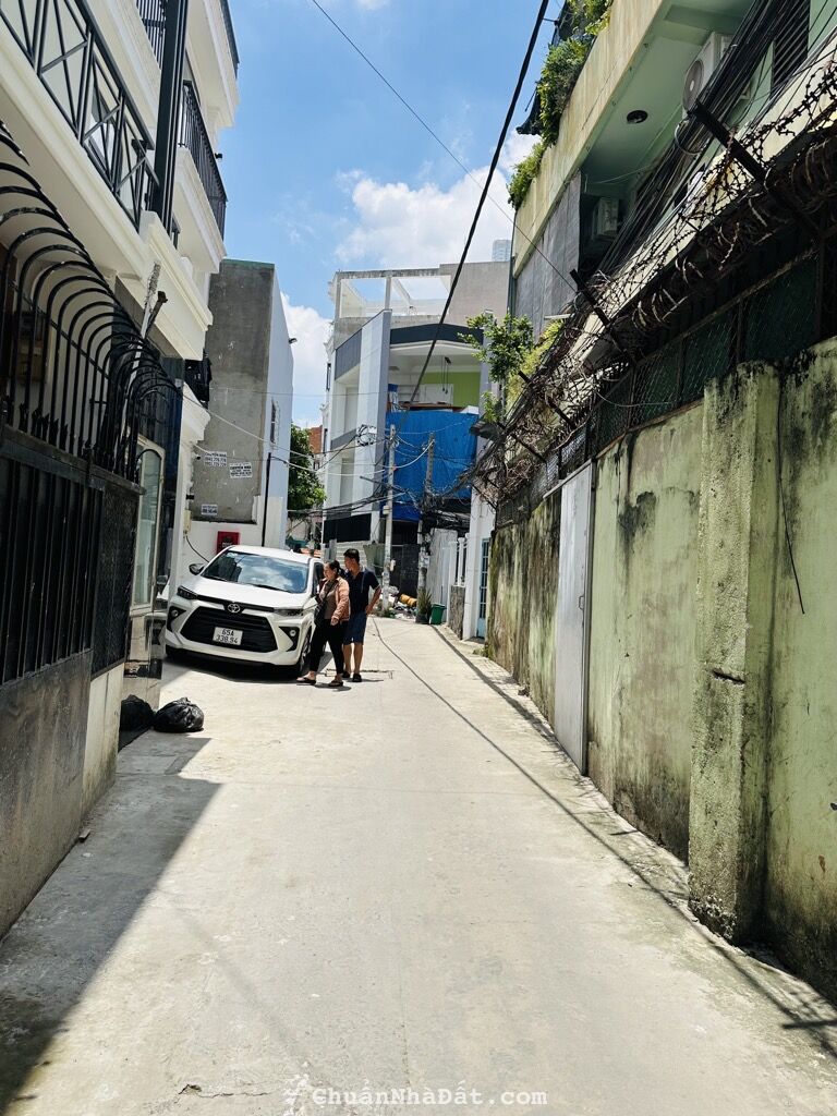 NHÀ GIÁ RẺ, NGUYỄN THƯỢNG HIỀN, BÌNH THẠNH, 2 TẦNG CÓ KC Ở NGAY. GIẢM 350TR CHỈ CÒN 2.5T TL NHÀ GIÁ RẺ, NGUYỄN THƯỢNG HIỀN, BÌNH THẠNH, 2 TẦNG CÓ KC Ở NGAY. GIẢM 350TR CHỈ CÒN 2.5T TL