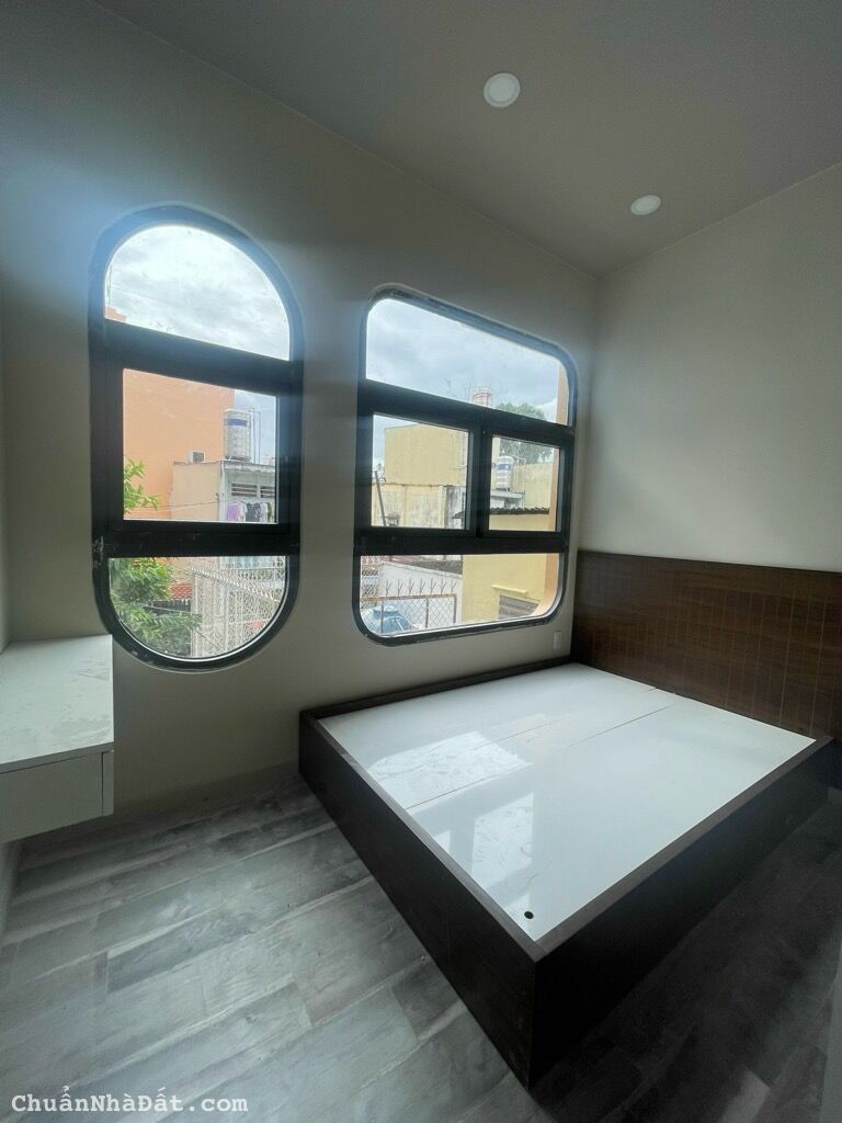 HẺM ĐẸP, THÔNG SANG KHU PHAN XÍCH LONG, 75M2 QUÁ HIẾM. MỚI Ở NGAY. GIẢM TỪ 9.5T XUỐNG 6T