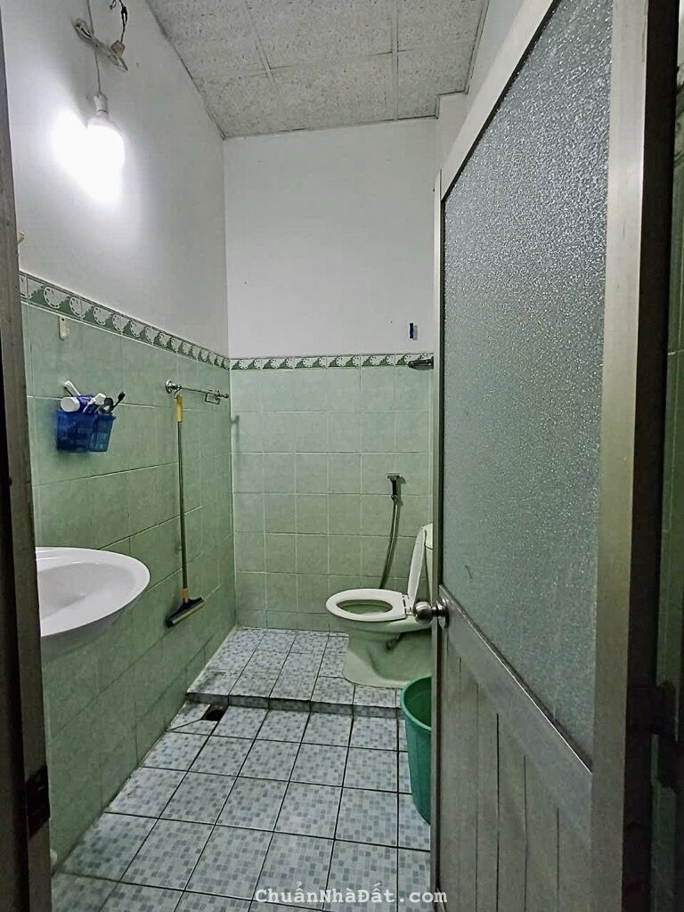 NGAY GẦN CHỢ, NGUYỄN BẶC, TÂN BÌNH, 55M2 CÓ KC Ở NGAY. GIẢM 350TR CHỈ CÒN 5T TL 