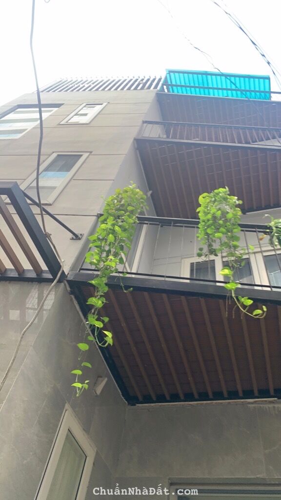 TRUNG TÂM PHÚ NHUẬN, HẺM XE HƠI SÁT NHÀ NGUYỄN VẴN TRỖI. 40M2 TIỆN XÂY MỚI, CHỈ 10T TL