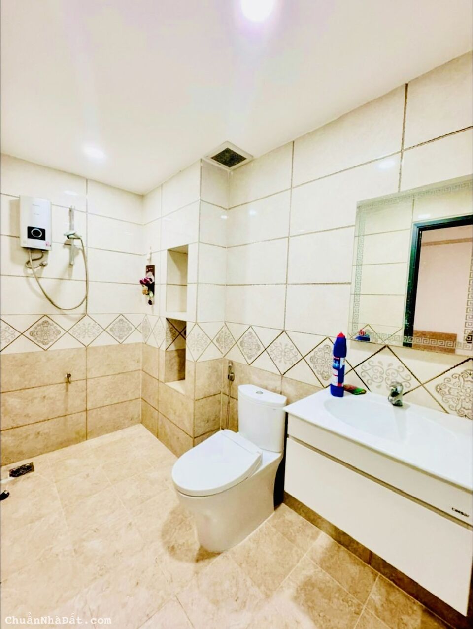 VIP Bán Gấp Nhà Mặt Tiền NGANG 7M_Sát Nguyễn Thị Thập_3 tầng_7x16m