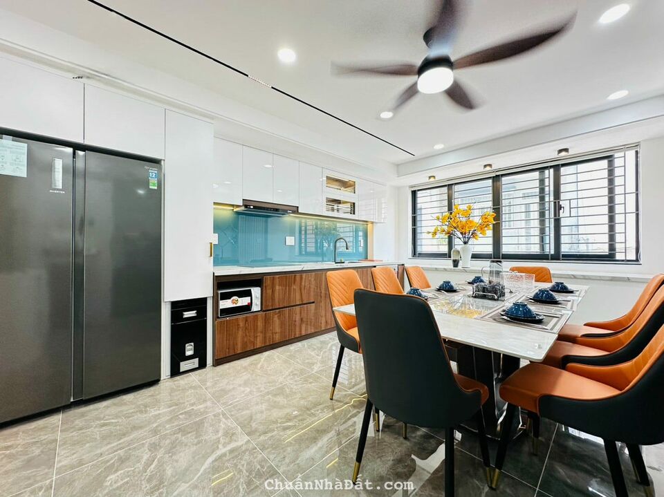 !SIÊU PHẨM! NHÀ 2 MT ĐƯỜNG LỚN 10M_sát Khu DC Nam Long_5x20m_4 tầng