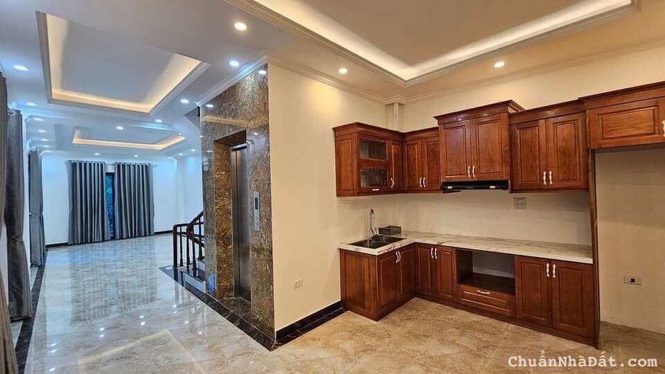 Bán nhà mặt phố Đồng Cổ, Tây Hồ, 7 tầng thang máy, vỉa hè kinh doanh sầm uất. Giá 16 tỷ