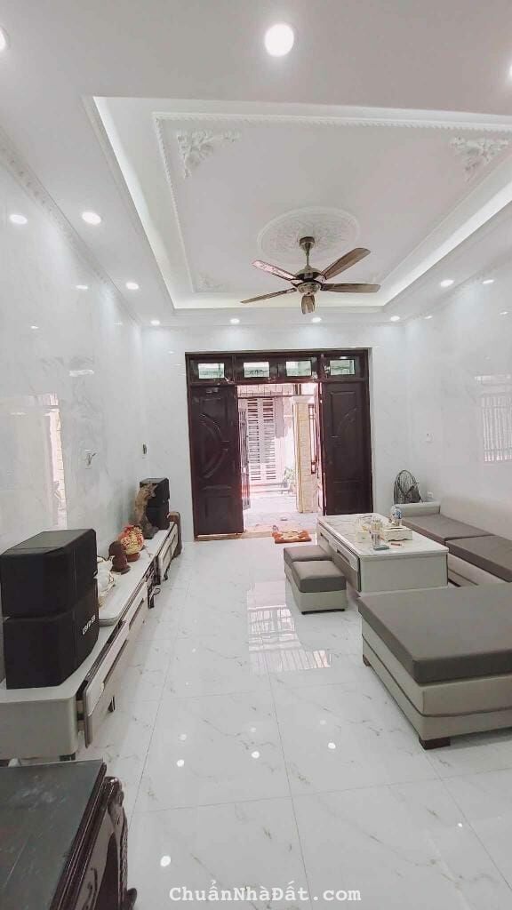 Bán nhà Thụy Khuê, Tây Hồ, dt 41m, gần chợ, Hồ Tây, Bệnh Viện Thu Cúc. Giá 4.7 tỷ