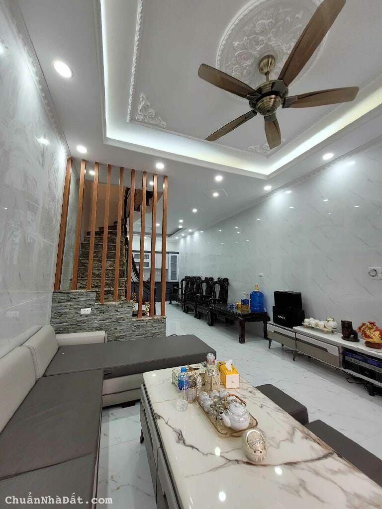 Bán nhà Thụy Khuê, Tây Hồ, dt 41m, gần chợ, Hồ Tây, Bệnh Viện Thu Cúc. Giá 4.7 tỷ