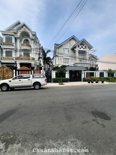 11X26M, BIỆT THỰ KHU TÊN LỬA, SÁT QUẬN 6