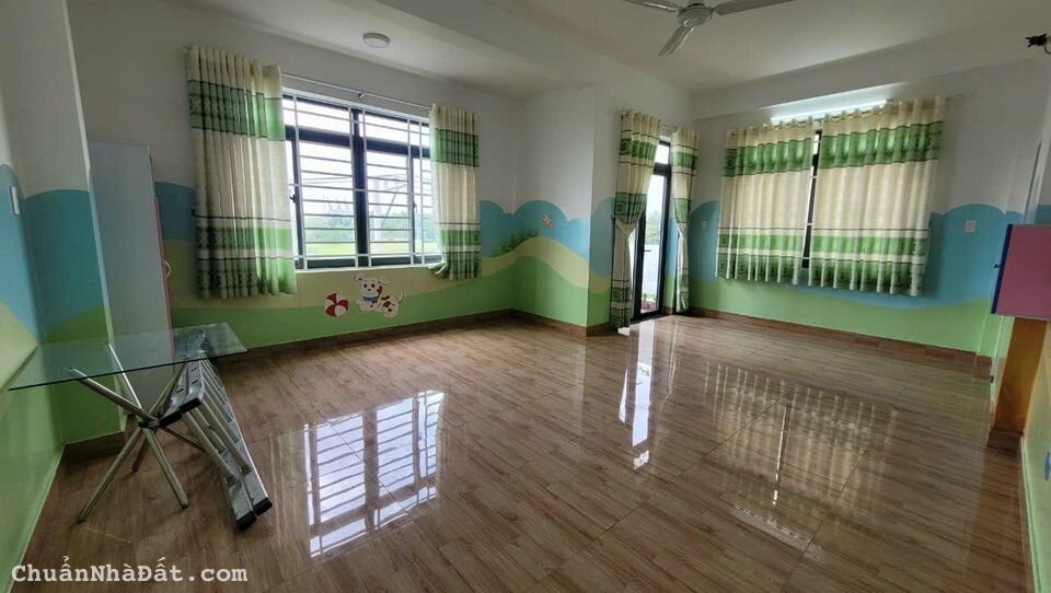 LÔ GÓC 2 MẶT TIỀN, 4 TẦNG, 6PN, HẺM XE TĂNG, KHU DÂN CƯ CẢNG PHÚ HỮU, Q9