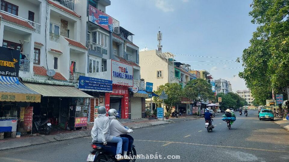 💥NHÀ MẶT TIỀN 4 TẦNG NGAY NGÃ 3 LÊ VĂN VIỆT - ĐƯỜNG 449 – 72M2 (4X18), 4PN, TĂNG NHƠN PHÚ A 💥NHÀ MẶT TIỀN 4 TẦNG NGAY NGÃ 3 LÊ VĂN VIỆT - ĐƯỜNG 449 – 72M2 (4X18), 4PN, TĂNG NHƠN PHÚ A