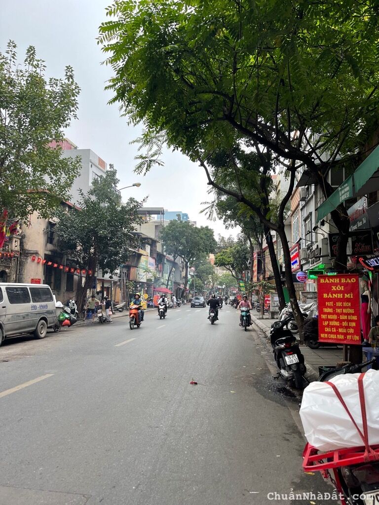 BÁN NHÀ MẶT PHỐ THỤY KHUÊ, TÂY HỒ. DÒNG TIỀN TỐT. LÔ GÓC 53M2, MẶT TIỀN 4,8M. 5 TẦNG