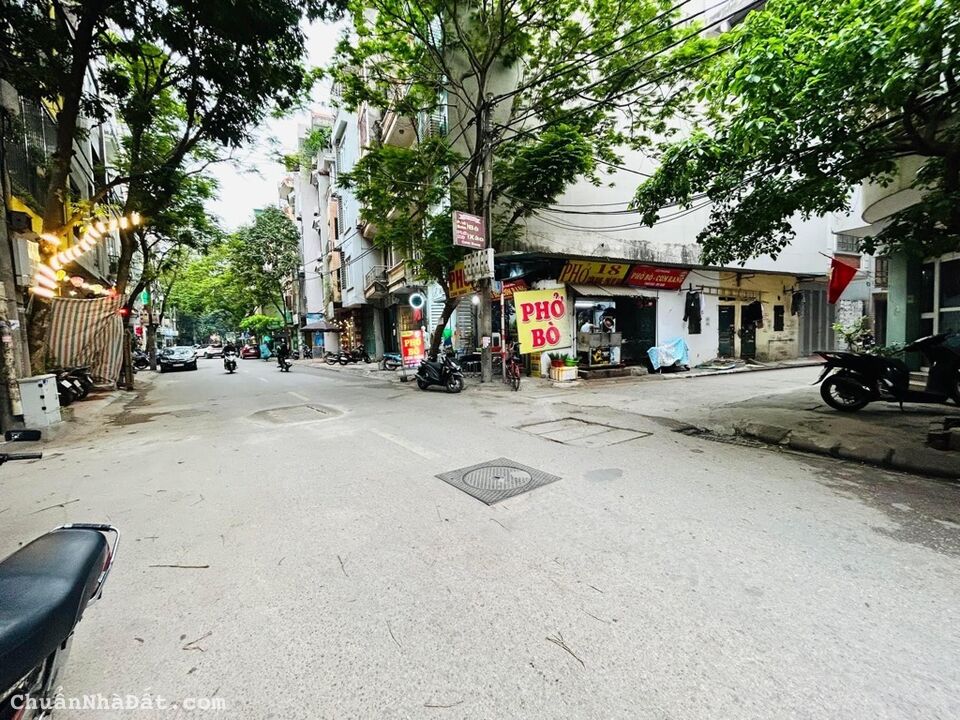 BÁN NHÀ CẦU GIẤY. Ô TÔ 7 CHỖ VÀO NHÀ, ĐƯỜNG CONTENER CHẠY QUA CỬA. 50M2, 7TẦNG, THANG MÁY NHẬP KHẨU