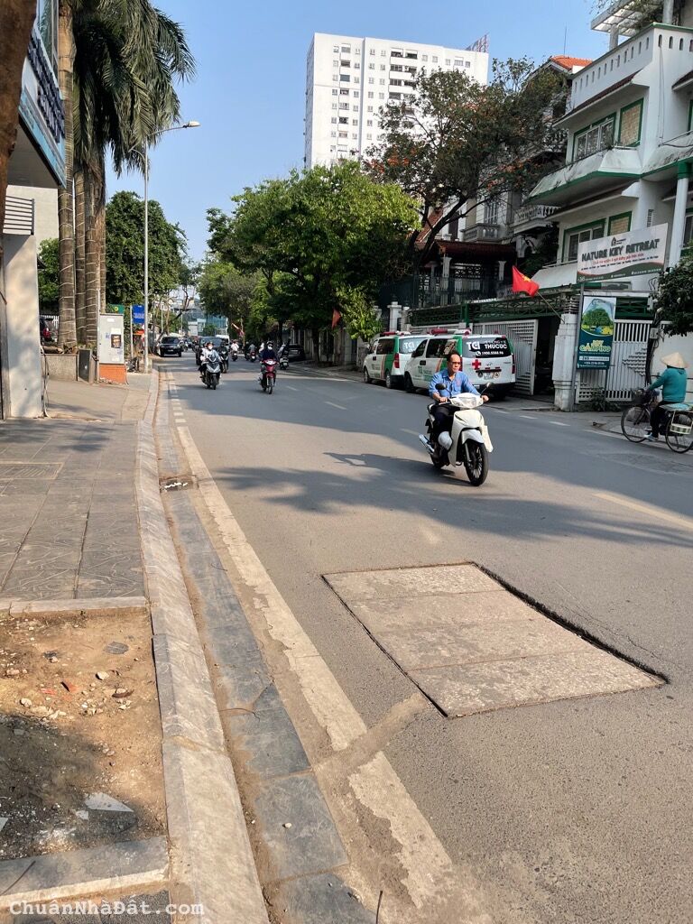 BÁN NHÀ PHỐ THỤY KHUÊ, TÂY HỒ. XE 7 CHỖ VÀO NHÀ. 46M2, 6T, GIÁ NHỈNH 10TỶ. 