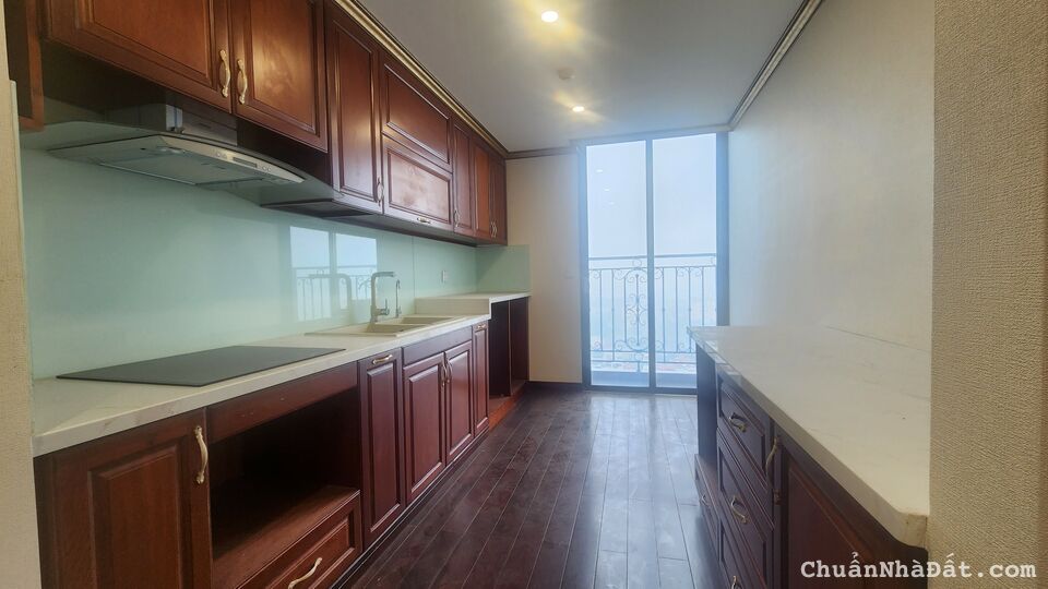 Cho thuê căn hộ 120m2 HC Golden City Long Biên 20tr/th