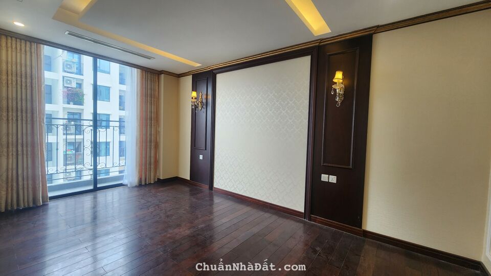 Cho thuê căn hộ 120m2 HC Golden City Long Biên 20tr/th