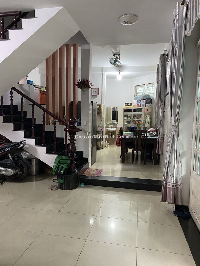 Bán nhà 3 Tầng 75m2 ngang 6m gần Đỗ Xuân Hợp, Phước Long B, Quận 9 giá nhỉnh 6 tỷ.