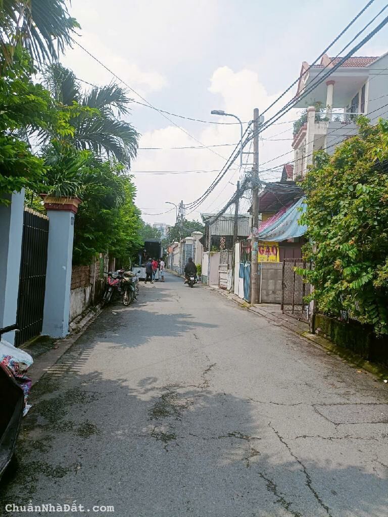 Bán đất 80m2 Đường Trương Văn Hải, Phước Long B, Quận 9 giá chỉ 3,2 tỷ tl