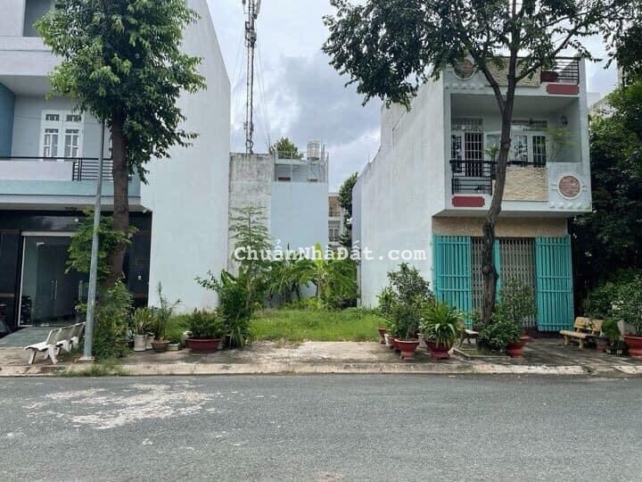 Cực Đẹp Lô Đất 100m2 Giá chỉ 850tr Ngay bến xe quận 8 TPHCM. Cực Đẹp Lô Đất 100m2 Giá chỉ 850tr Ngay bến xe quận 8 TPHCM.