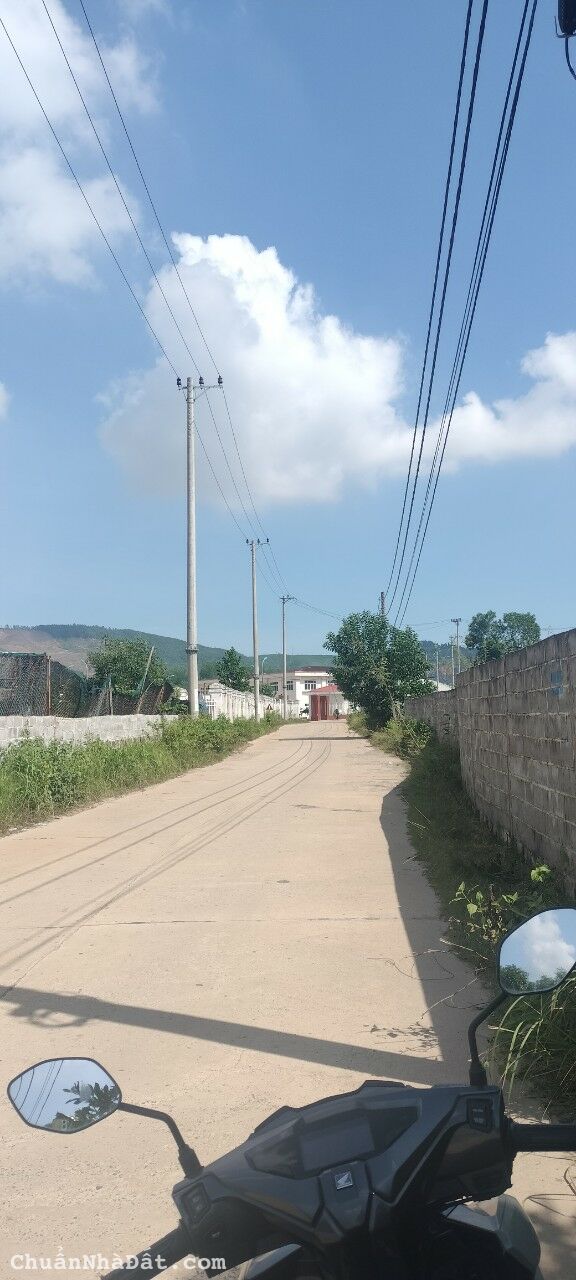 Cần bán lô đất vườn 1000m2 tặng nhà cấp 4 kiên cố thôn trung nghĩa,xã hoà ninh,huyện hoà vang