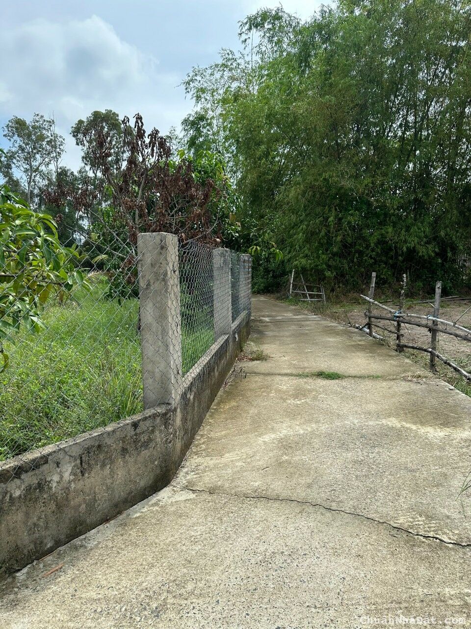 Cần bán lô đất vườn 390m2 thôn phú thượng,xã hoà sơn,huyện hoà vang,đà nẵng,giá bán 1,650 tỷ