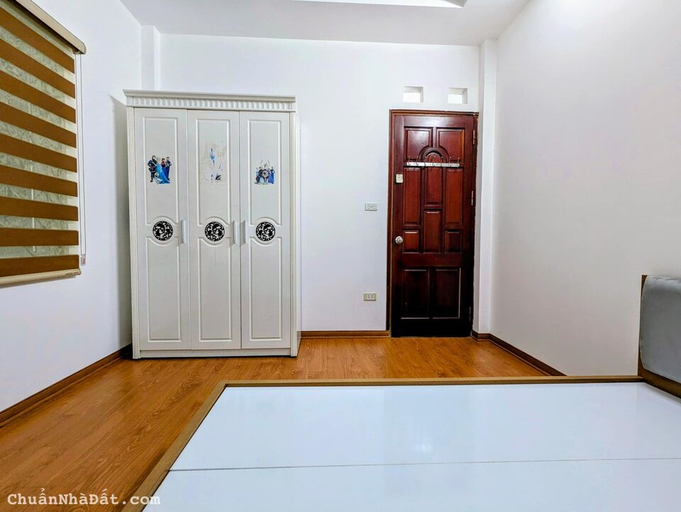 HIẾM-NHÀ THỤY KHUÊ ĐẸP MỚI FULL NỘI THẤT,CÁCH Ô TÔ TRÁNH 10M Ở NGAY 42m2x5TẦNG CHỈ 9,58 TỶ