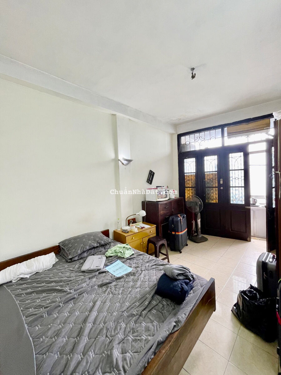 NHÀ PHỐ CỔ HOÀN KIẾM, KINH DOANH ĐỈNH NGÀY ĐÊM, Ô TÔ TRÁNH, SỔ NỞ HẬU 35m2x4TẦNG CHỈ 25 TỶ