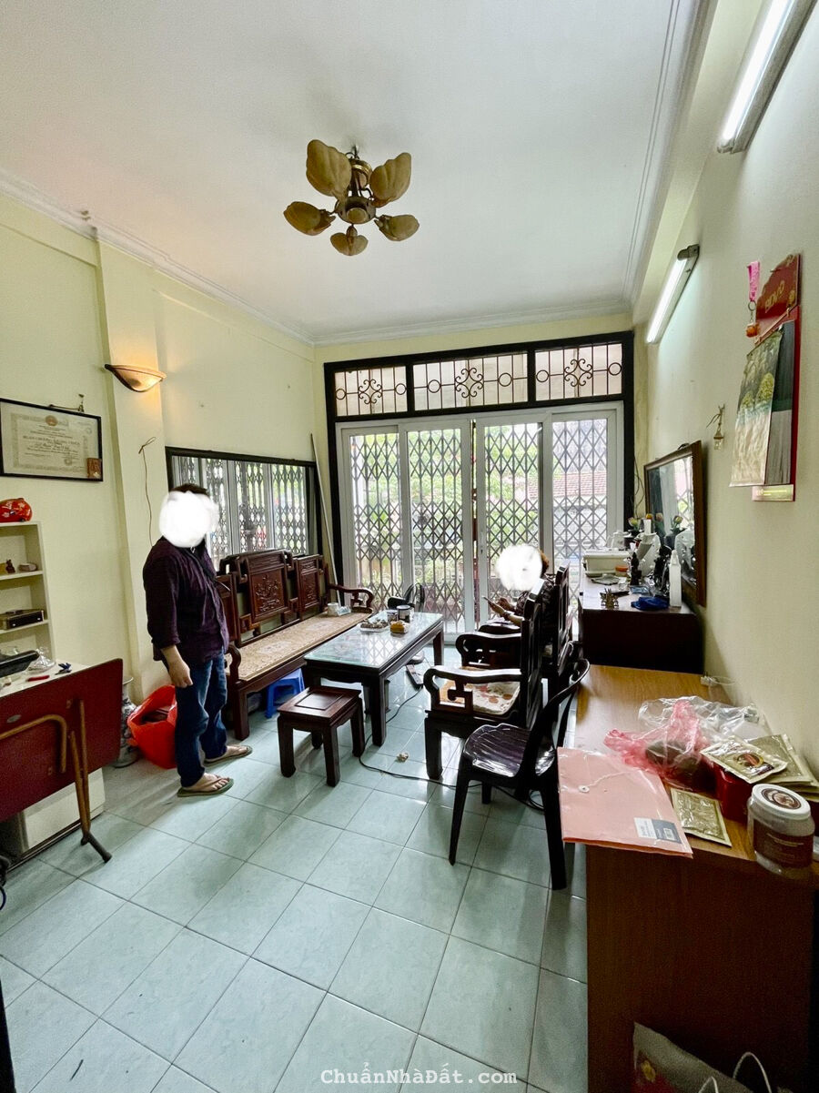 NHÀ PHỐ CỔ HOÀN KIẾM, KINH DOANH ĐỈNH NGÀY ĐÊM, Ô TÔ TRÁNH, SỔ NỞ HẬU 35m2x4TẦNG CHỈ 25 TỶ