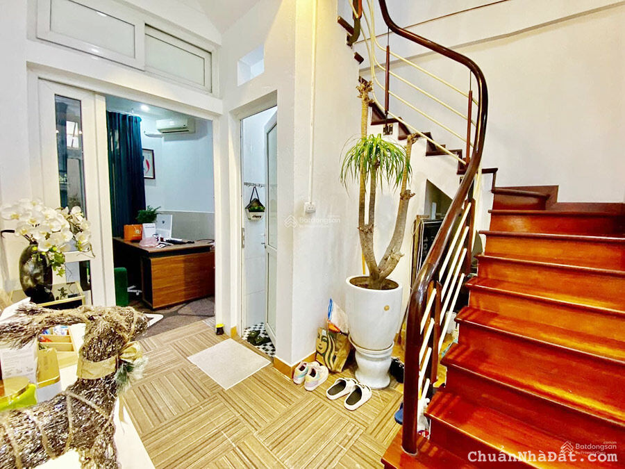 HIẾM-NHÀ MẶT PHỐ YÊN PHỤ VỊ TRÍ VÀNG, THANG MÁY, NỘI THẤT XỊN, KINH DOANH ĐỈNH 52m2x5T 23,5 TỶ