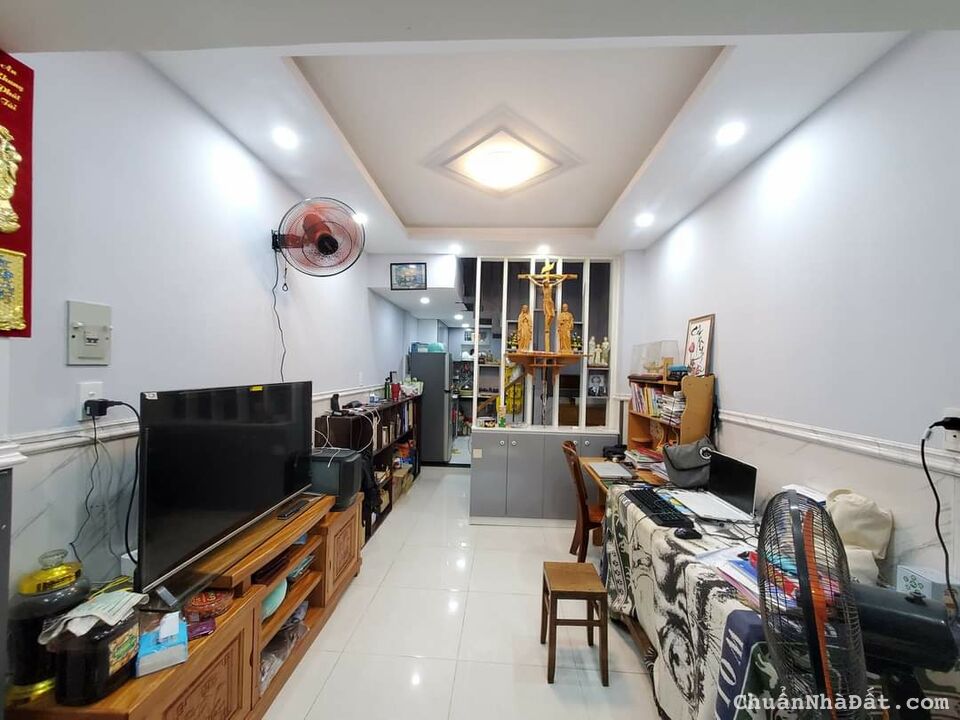 BÌNH THẠNH - TRẦN BÌNH TRỌNG - XE HƠI ĐỖ CỔNG-  24M²-  2.98 TỶ TL 