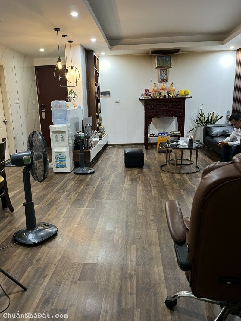 Bán nhà Ecohome 2 BTL 70m, 2 ngủ, 2 ban công, nội thất xịn thiết kế riêng chỉ 3.35 tỷ