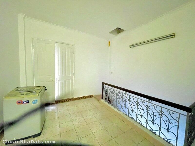 Bán nhà Ngọc Hà, Ba Đình, 24m, 4 tầng, 2 ngủ, 2 thoáng mới tinh chỉ 3.65 tỷ