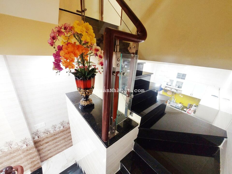 BÁN NHÀ MỚI XÂY LÊ VĂN CHÍ – NGÃ 4 THỦ ĐỨC, HẺM Ô TÔ, 3 TẦNG, 3 PN, HOÀN CÔNG, CHỈ 4.8 TỶ BÁN NHÀ MỚI XÂY LÊ VĂN CHÍ – NGÃ 4 THỦ ĐỨC, HẺM Ô TÔ, 3 TẦNG, 3 PN, HOÀN CÔNG, CHỈ 4.8 TỶ